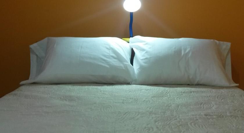 Royal Sweet Dreams Airport B&B Lima Værelse billede